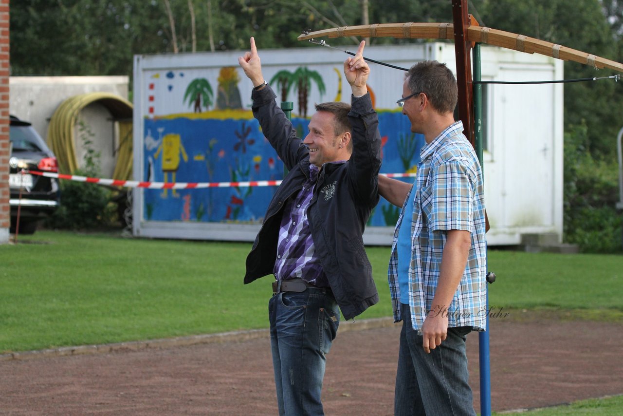 Bild 332 - Vogelschießen 2011